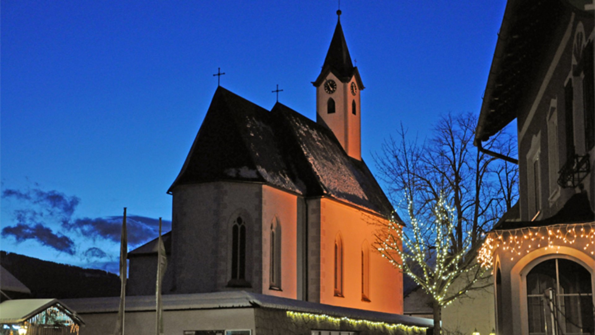 Bergkirche Vorderstoder Weihnachten | Foto: Gemeinde Vorderstoder/E. Holter Bergkirche Vorderstoder mit Weihnachtsbeleuchtung.